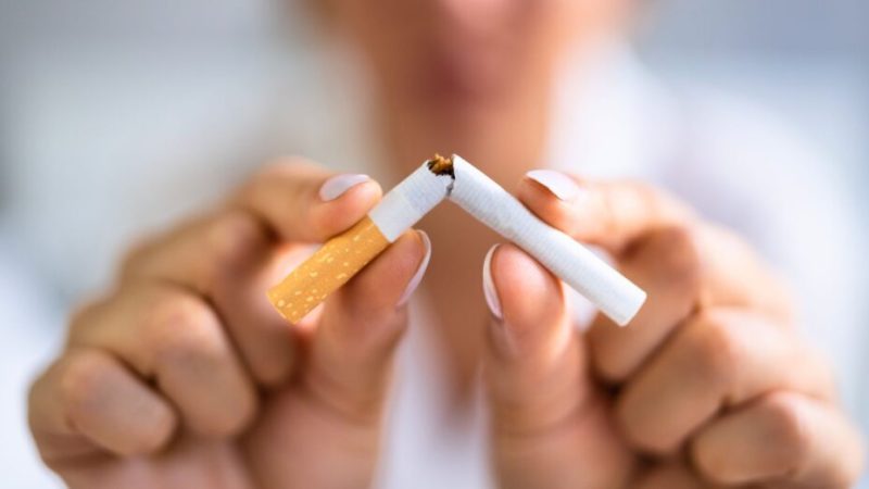 Interdiction de la cigarette dans les lieux publics : où en est la France par rapport au reste du monde ?