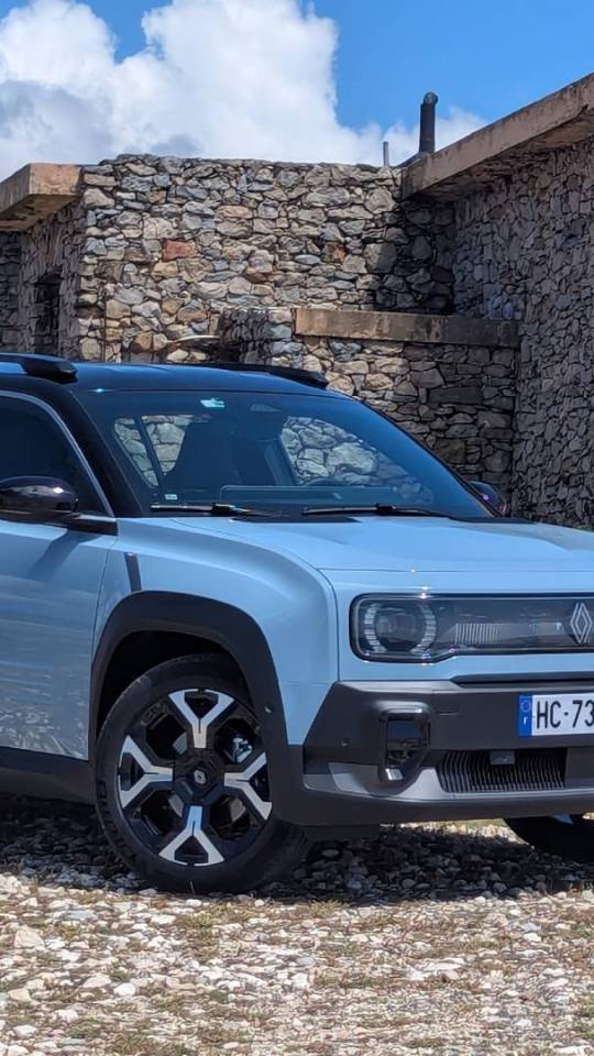 Essai de la Renault 4 e-tech // Source : Raphaelle Baut pour Numerama