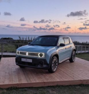 Nouvelle calandre lumineuse pour Renault 4 // Source : Raphaelle Baut pour Numerama