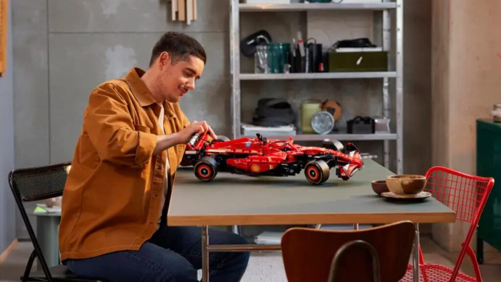 Lego Technic F1 Ferrari SF-24 // Source : Lego