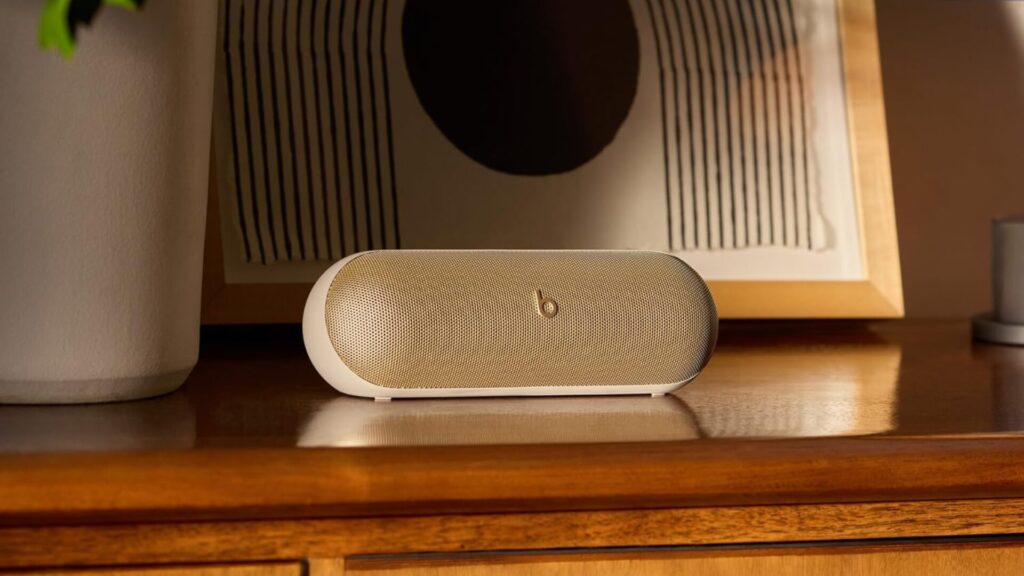 L'enceinte Beats Pill // Source : Beats by Dre L'enceinte Beats Pill // Source : Beats by Dre