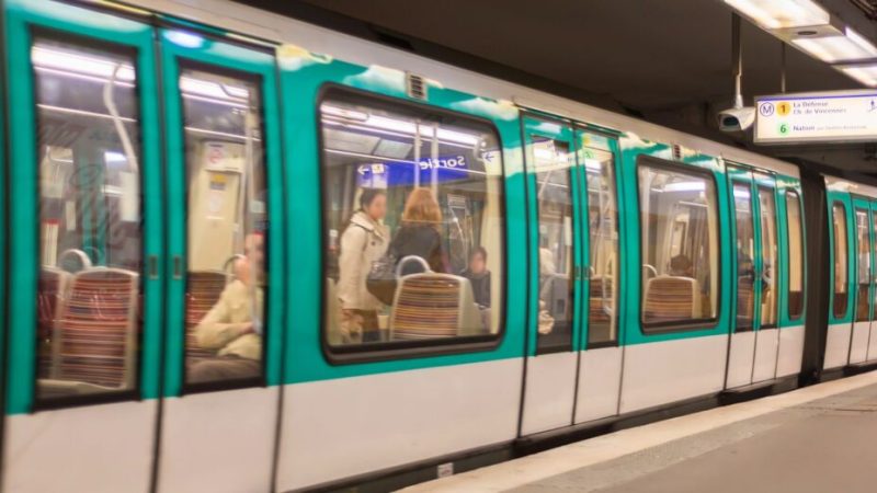 La RATP limite la taille des bagages dans le métro à Paris : quelles sont vraiment les consignes ?