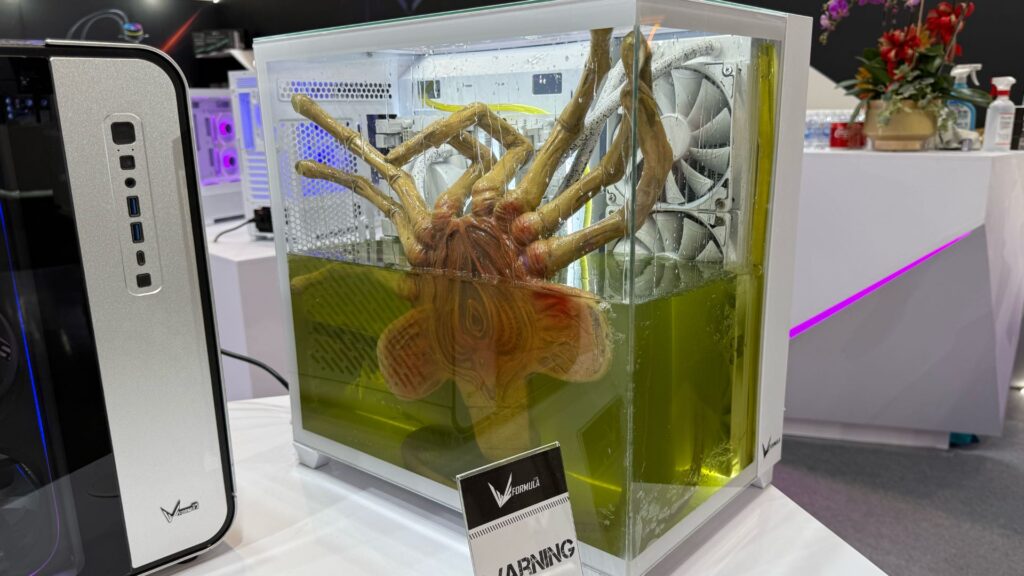 Le PC le plus flippant du Computex 2025. Le PC le plus flippant du Computex 2025.