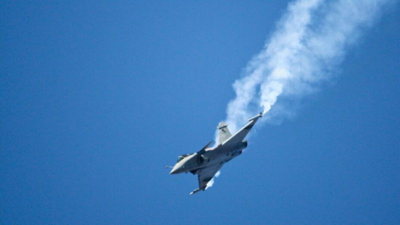 Rafale abattu ou pas ? Sur le conflit Inde-Pakistan, les réseaux sociaux s’emballent déjà