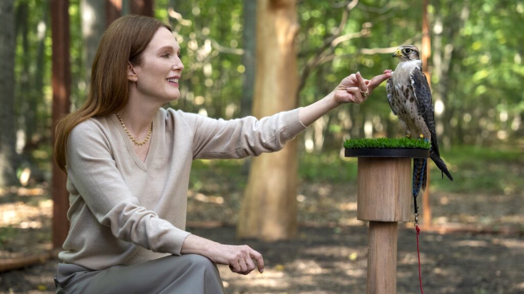 Julianne Moore dans Sirens // Source : Macall Polay/Netflix Julianne Moore dans Sirens // Source : Macall Polay/Netflix