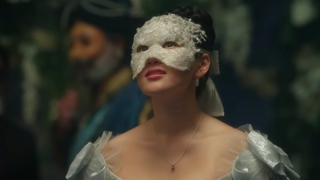 Yerin Ha sera Sophie dans la saison 4 de Bridgerton. // Source : Netflix