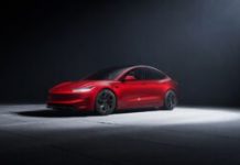 La Tesla Model 3 Performance (2024) // Source : Tesla La Tesla Model 3 Performance (2024) // Source : Tesla