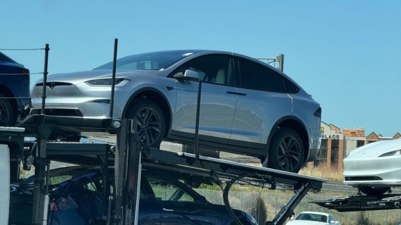 Les Tesla Model S et Model X vont être restylés : les (petits) changements déjà en photos