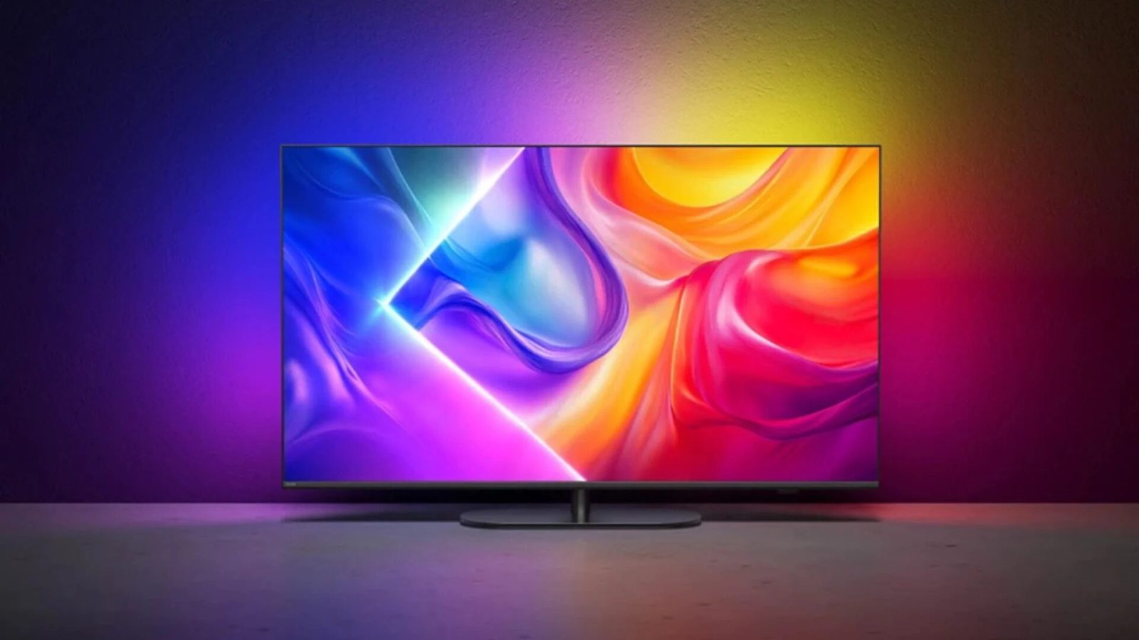 Avec ce TV QLED Ambilight de Philips, câ€™est le cinÃ©ma Ã  la maison pour moins de 600...