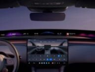 Le SUV Xiaomi YU7 intègre un affichage panoramique personnalisable similaire à celui de BMW // Source : Xiaomi