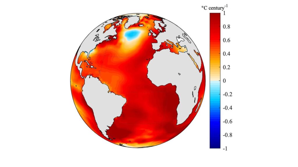 Tendance de la température de surface de la mer Atlantique, 1900-2005 en °C, à partir de la moyenne de six ensembles de données d'observation // Source : Kai-Yuan Li/UCR Tendance de la température de surface de la mer Atlantique, 1900-2005 en °C, à partir de la moyenne de six ensembles de données d'observation // Source : Kai-Yuan Li/UCR