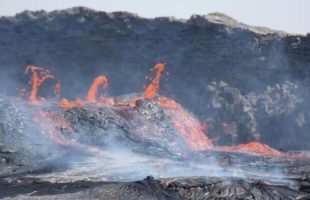 Des flux de lave actifs se déversant du volcan Erta Ale à Afar, en Éthiopie // Source : Dr Derek Keir, University of Southampton/ University of Florence