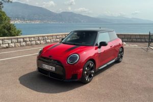 La Mini John Cooper Works E // Source : Robin San Vicente pour Numerama