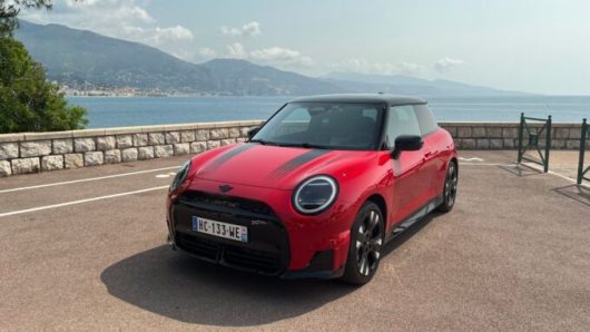 Essai de la Mini John Cooper Works E // Source : Robin San Vicente pour Numerama
