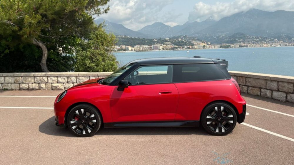 La Mini John Cooper Works E // Source : Robin San Vicente pour Numerama