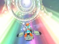La route Arc-en-ciel de Mario Kart World, un des rares niveaux avec de vrais tours, est une merveile pour les yeux.
