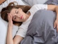 Comment dormir lorsqu'il fait trop chaud ? // Source : Envato