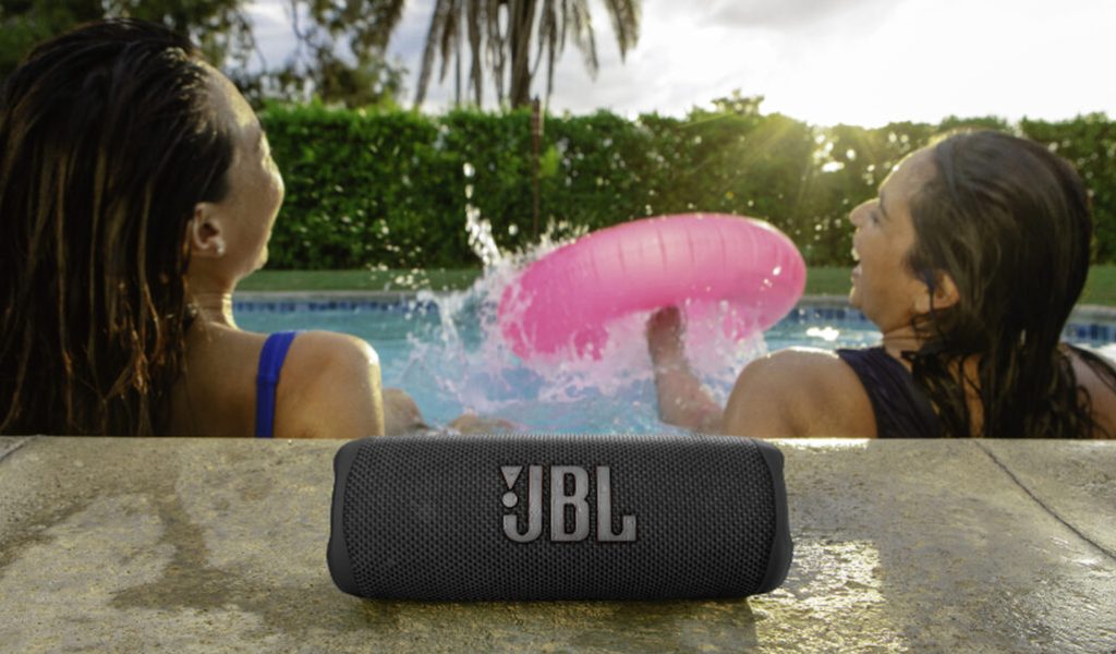 JBL Flip 6 // Source : JBL