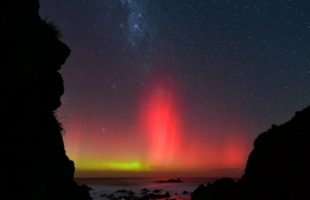 Les aurores du 1er juin vues depuis l'Australie. // Source : Flickr/CC/dt_images (image recadrée)