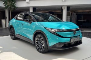 Découverte de la nouvelle Nissan Leaf // Source : Robin San Vicente pour Numerama Découverte de la nouvelle Nissan Leaf // Source : Robin San Vicente pour Numerama