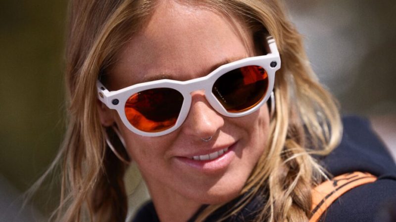 Les futures lunettes Ray-Ban Meta, avec un écran, coûteraient moins cher que prévu