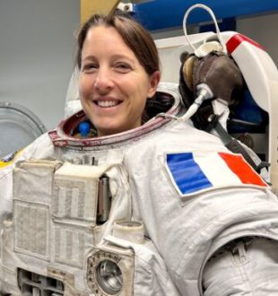 Sophie Adenot pendant son entraînement à Houston. // Source : Via X @Soph_astro Sophie Adenot pendant son entraînement à Houston. // Source : Via X @Soph_astro