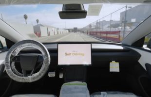 Les Tesla peuvent se conduire toutes seules dans l'usine // Source : Tesla