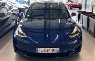 Une Tesla Model 3 d'occasion, ça vaut quoi ? // Source : Robin San Vicente pour Numerama