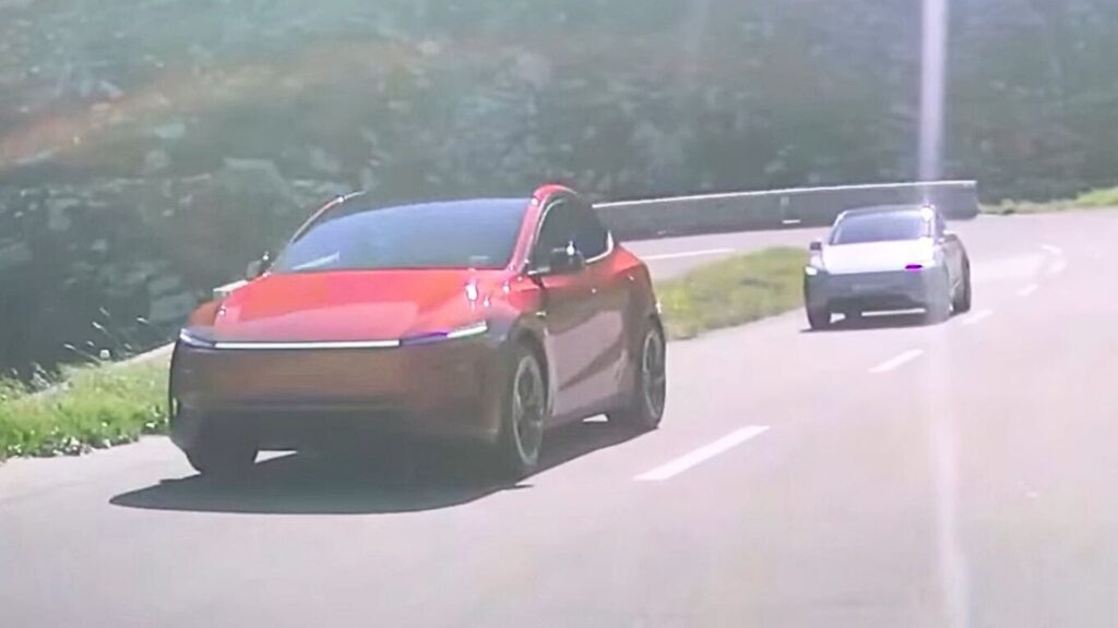 Le nouveau Tesla Model Y Performance surpris sur la route // Source : Nextmove Le nouveau Tesla Model Y Performance surpris sur la route // Source : Nextmove