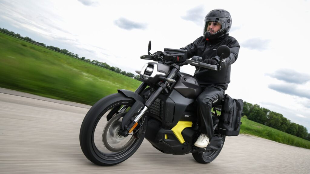 La Can-Am Pulse &agrave; l'essai // Source : Can-Am pour Numerama