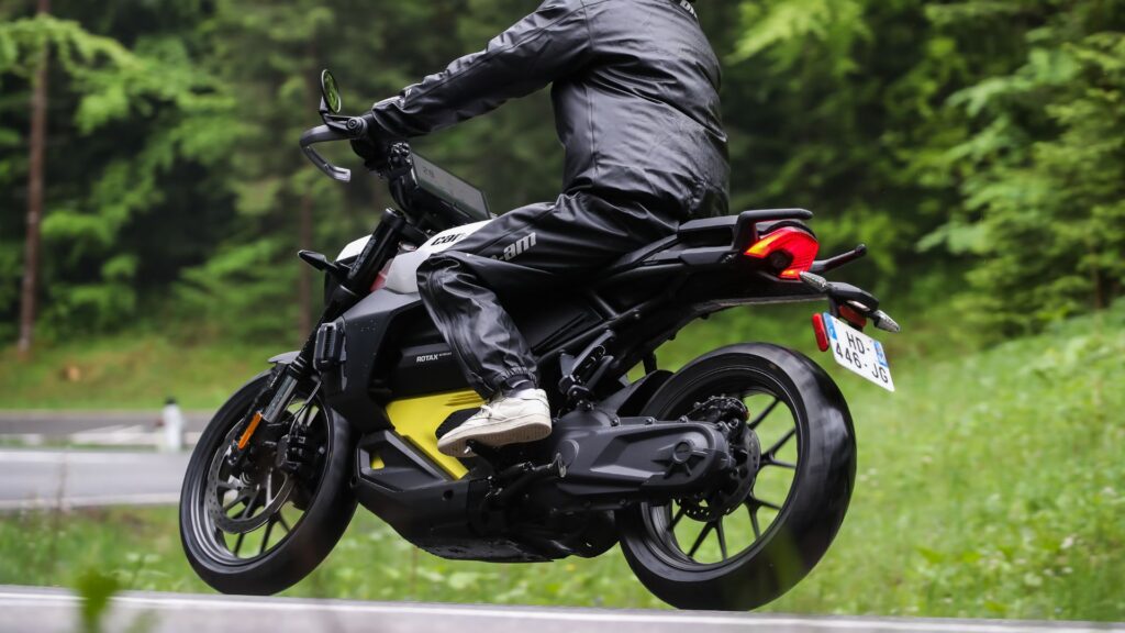La Can-Am Pulse à l'essai // Source : Can-Am La Can-Am Pulse à l'essai // Source : Can-Am
