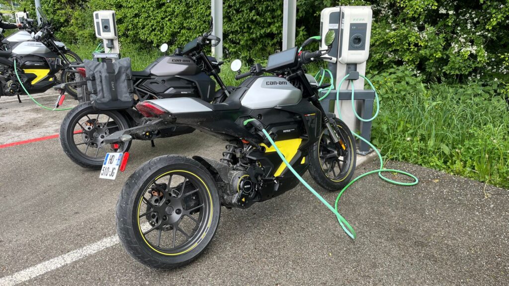 La Can-Am Pulse à l'essai // Source : Can-Am La Can-Am Pulse à l'essai // Source : Can-Am
