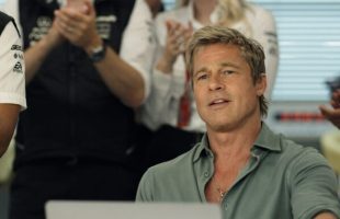 Brad Pitt dans le film F1.  // Source : Apple TV+