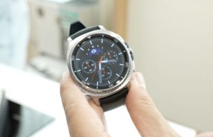 La Samsung Galaxy Watch 8 Classic. // Source : Numerama