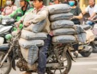 Le scooter est légion au Vietnam // Source : fransteddy via Pixabay