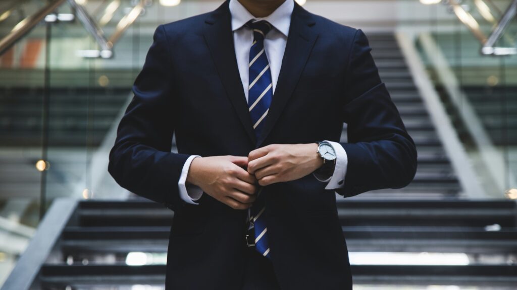 Avec Fortuneo, inutile d'être un professionnel de la finance pour investir // Source : Unsplash Avec Fortuneo, inutile d'être un professionnel de la finance pour investir // Source : Unsplash