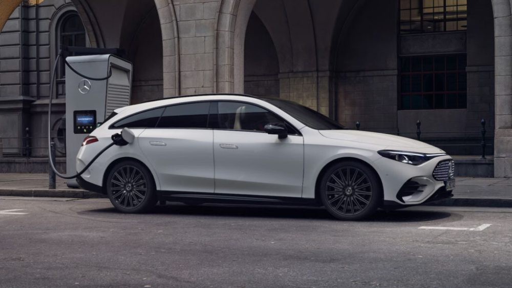 Mercedes-Benz CLA Shooting Brake // Source : Mercedes-Benz