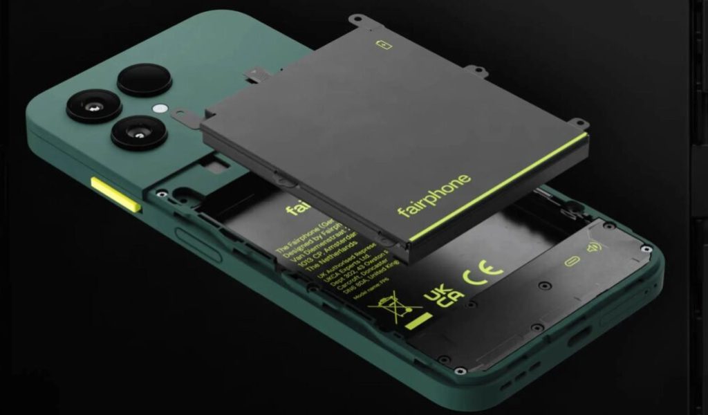La batterie du Fairphone 6 s'enlève facilement // Source : Fairphone