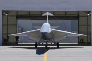 L'avion X-59 en mouvement. // Source : Capture YouTube  NASA Armstrong Flight Research Center