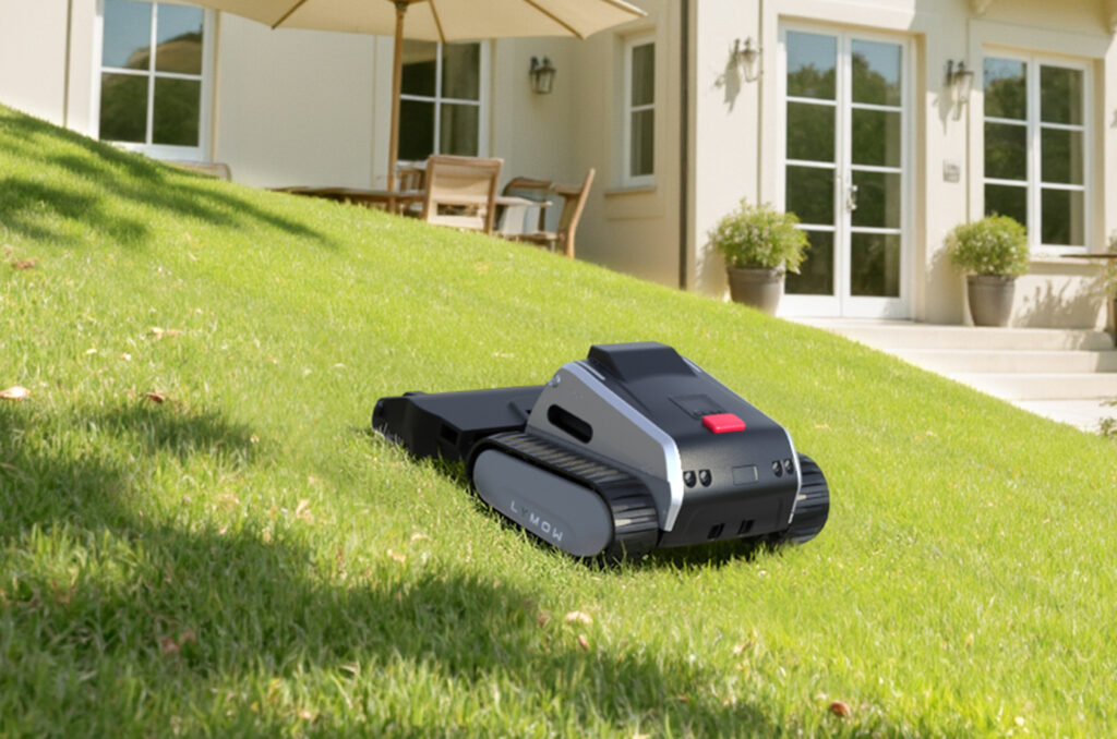 Avec sa motorisation puissante, le Lymow One peut monter des pentes jusqu'à 45 degrés // Source : Lymow Avec sa motorisation puissante, le Lymow One peut monter des pentes jusqu'à 45 degrés // Source : Lymow