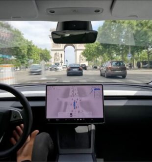 La conduite autonome FSD de Tesla testé à Paris // Source : Tesla