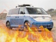 Un Volkswagen ID.Buzz a pris feu en Bretagne, près de Saint-Brieuc // Source : Montage de Robin San Vicente pour Numerama