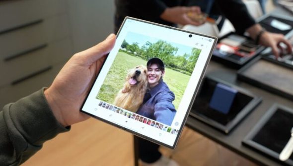 Samsung Galaxy Z Fold 7. // Source : Numerama