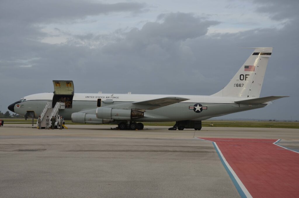 Le WC-135 Constant Phoenix. // Source : Susan A. Romano Le WC-135 Constant Phoenix. // Source : Susan A. Romano
