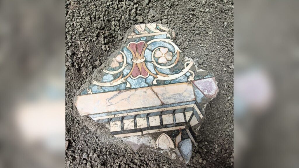 fragment de mosaïque // Source : Parc archéologique de Pompéi fragment de mosaïque // Source : Parc archéologique de Pompéi