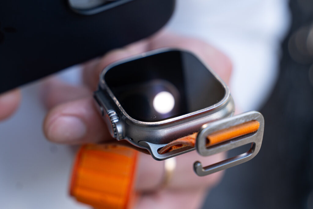 L'Apple Watch Ultra est-elle suffisamment solide pour les sports outdoors ? // Source : Robin Wycke pour Numerama L'Apple Watch Ultra est-elle suffisamment solide pour les sports outdoors ? // Source : Robin Wycke pour Numerama