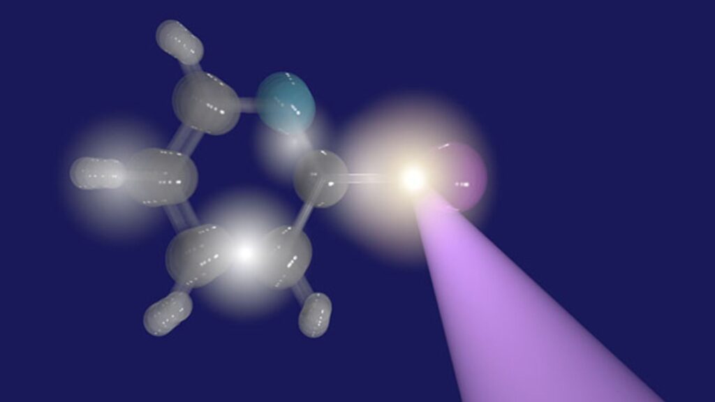 Explosions contrôlées des molécules permettant d'en voir la structure, illustration. // Source : Till Jahnke, université Goethe