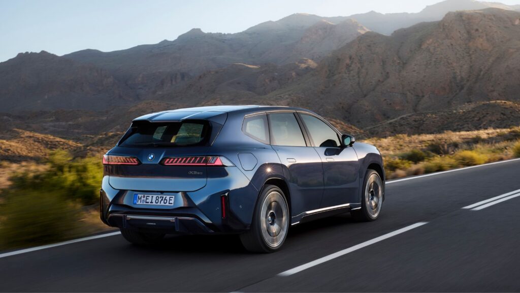 On vous fait découvrir le nouveau BMW iX3 // Source : Fabian Kirchbauer pour Numerama On vous fait découvrir le nouveau BMW iX3 // Source : Fabian Kirchbauer pour Numerama
