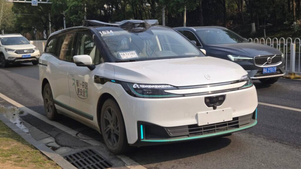 Baidu Apollo Go Robotaxi  // Source : Baidu