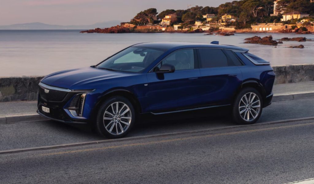 Cadillac Lyric // Source : Cadillac